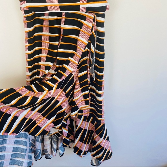 Ann Taylor Linen Patterned Wrap Dress Size 4P - Picture 4 of 13